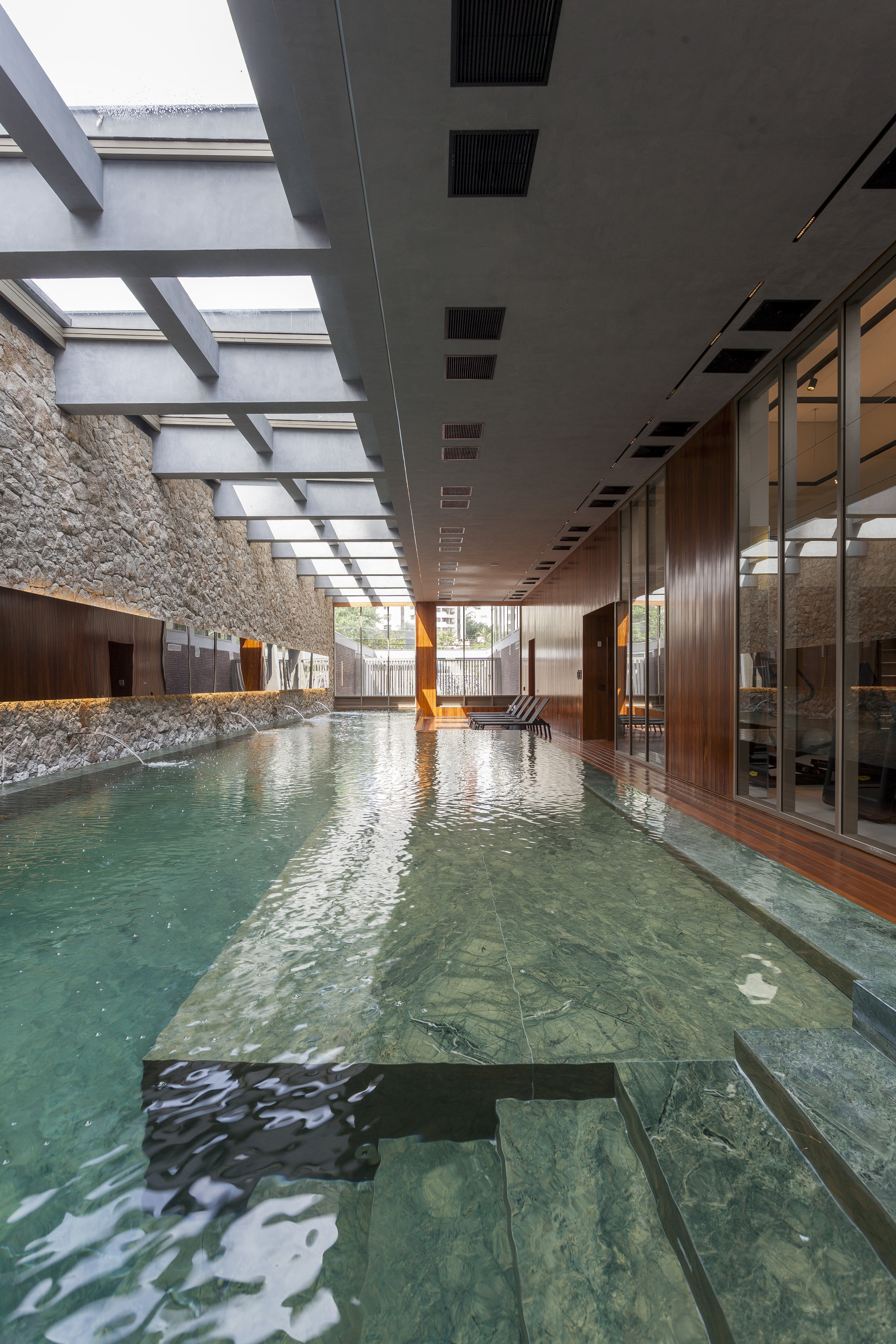 Piscina 05