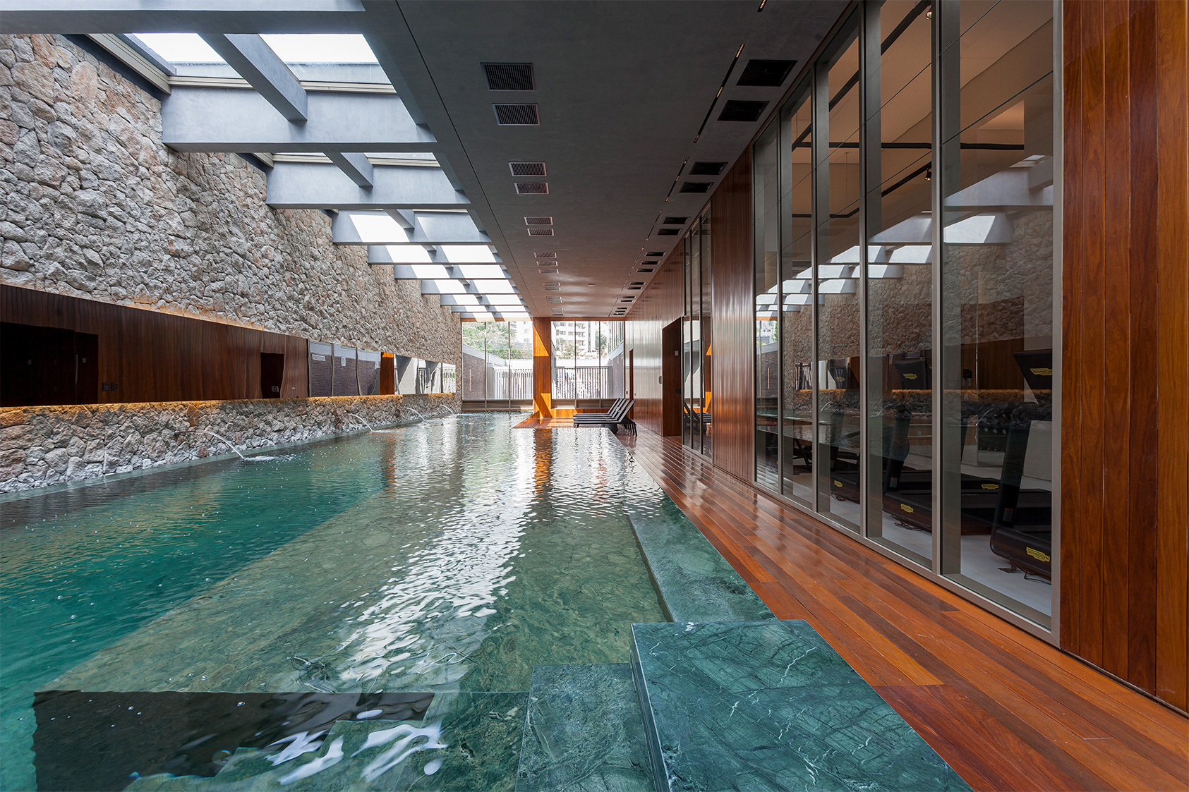 Piscina 02